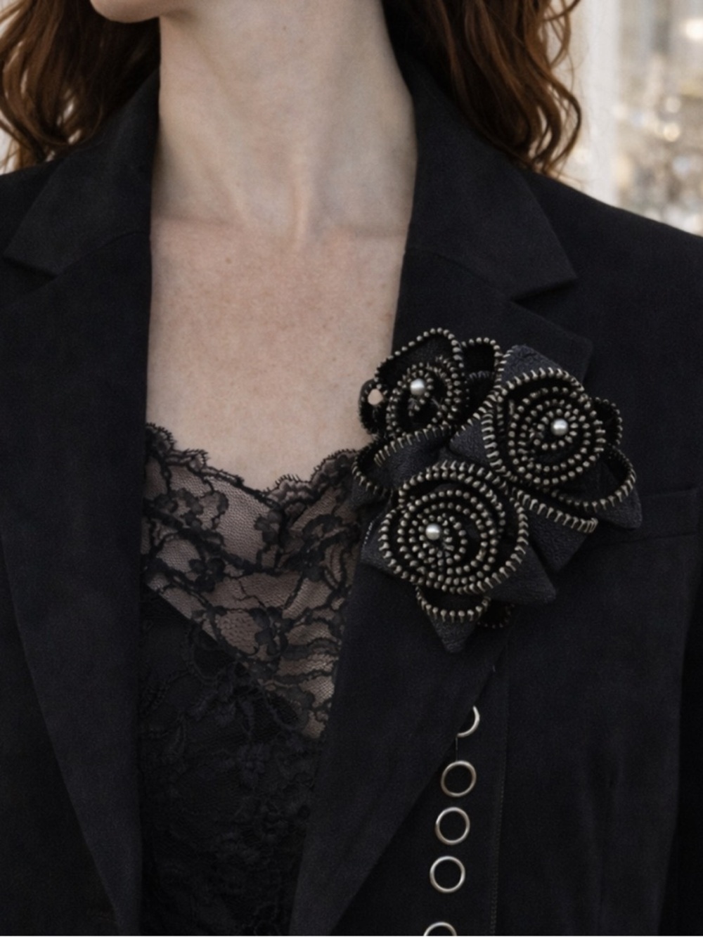 Goth Zipper Roses Brooch - Picture 2 of 7